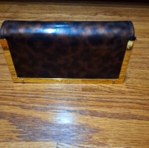 Tory Burch Sunglass Case With Soft Case